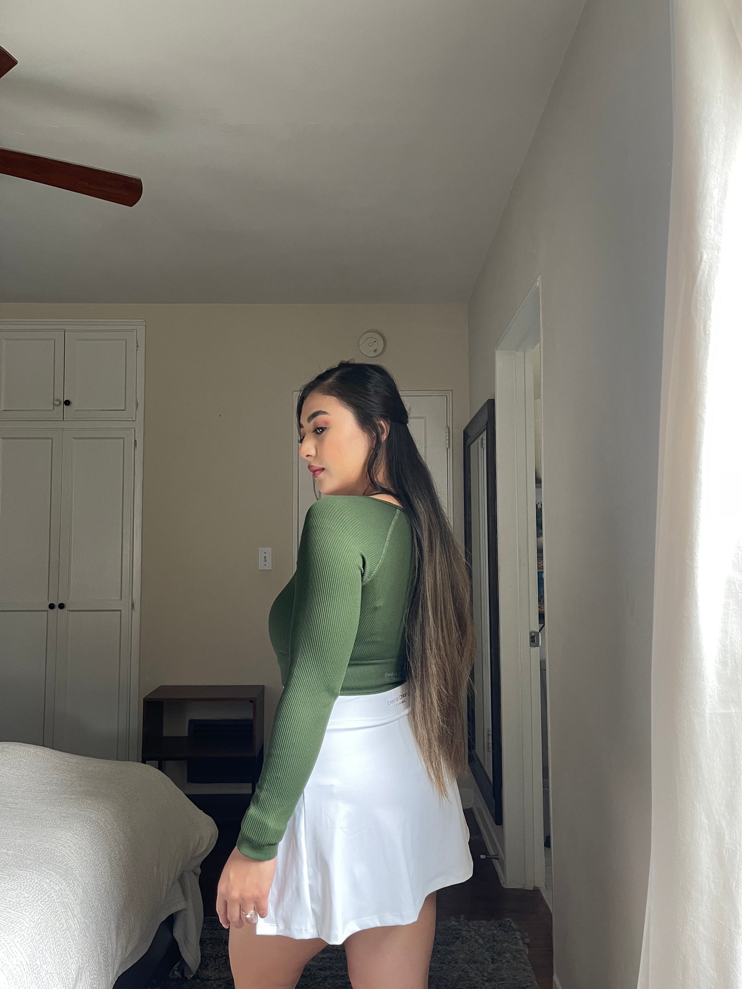 Evelina Chiang x Sirious Long Sleeve Crop Top - Pine Green