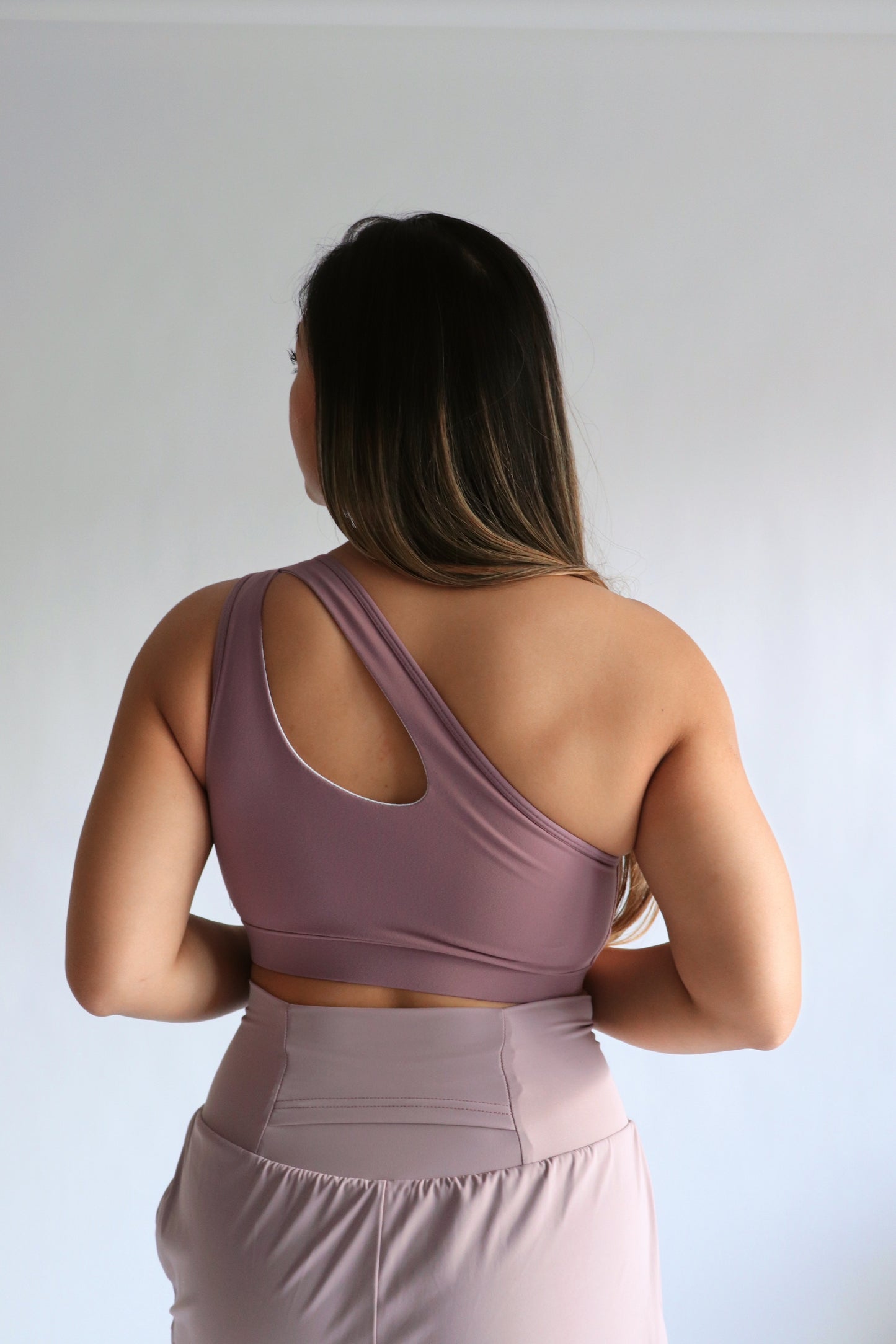 Marathoner Asymmetrical Sports Bra - Mauve