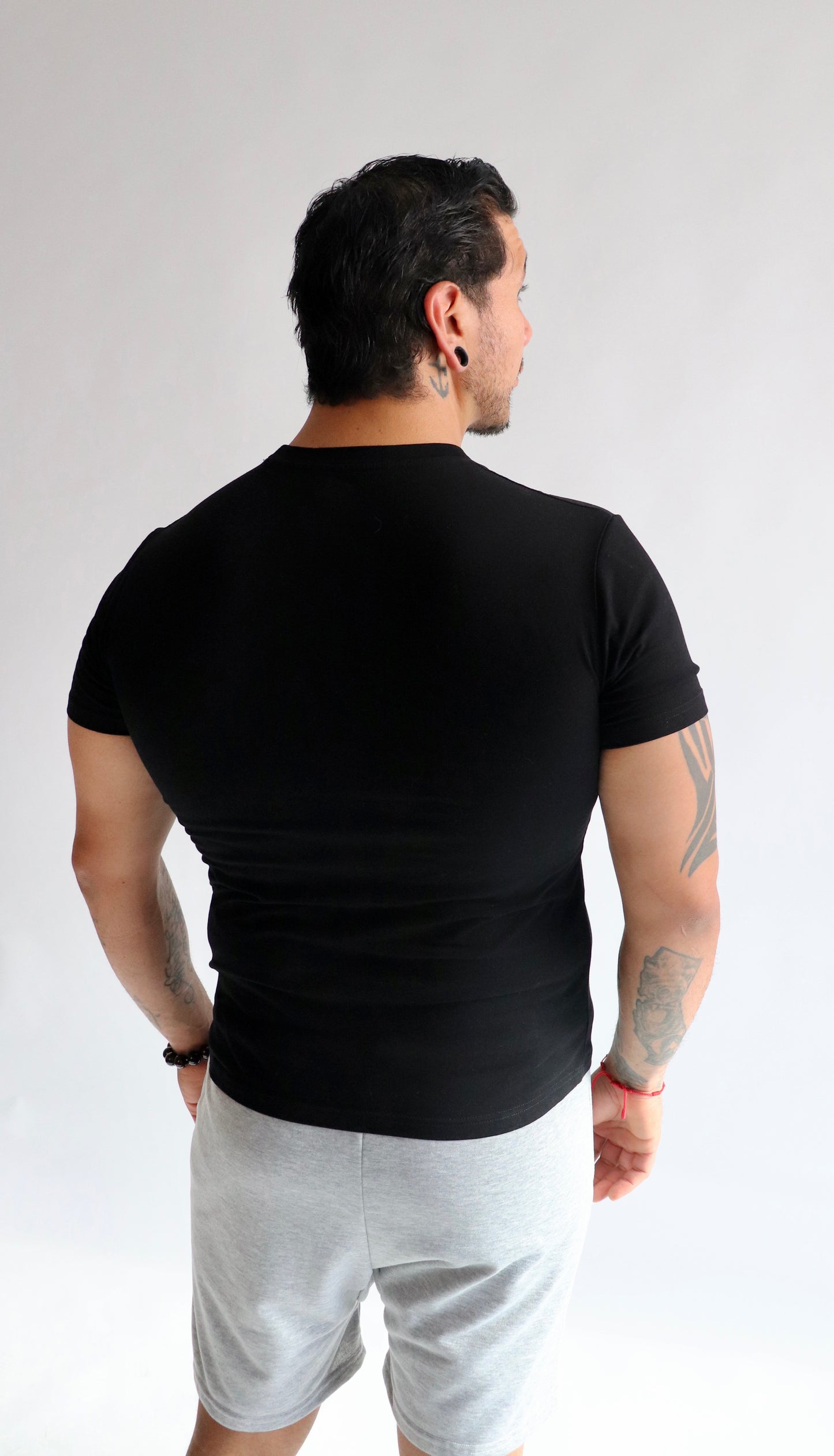 Essentials T-Shirt - Black