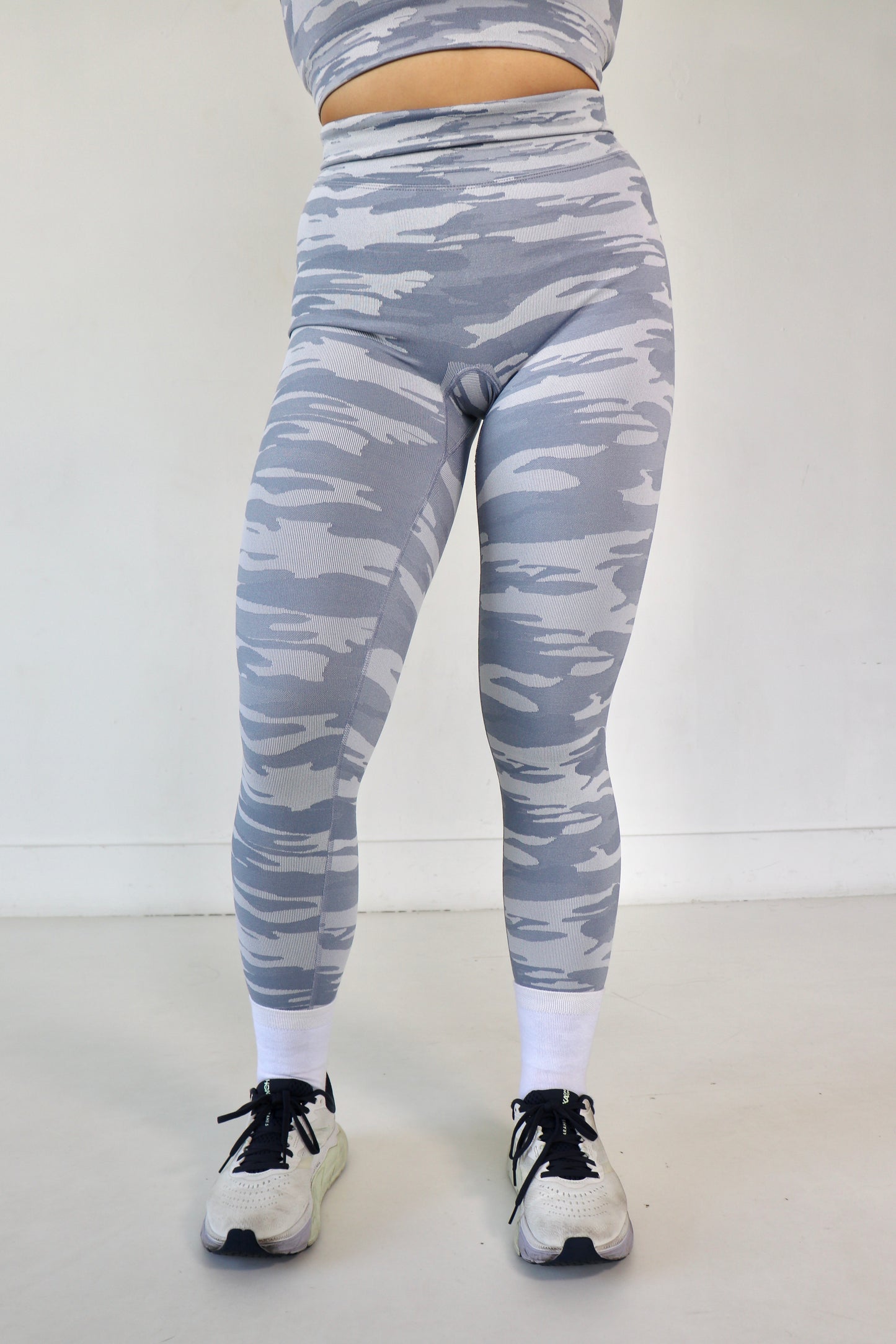 Keyhole Seamless Camo Leggings - Seamount