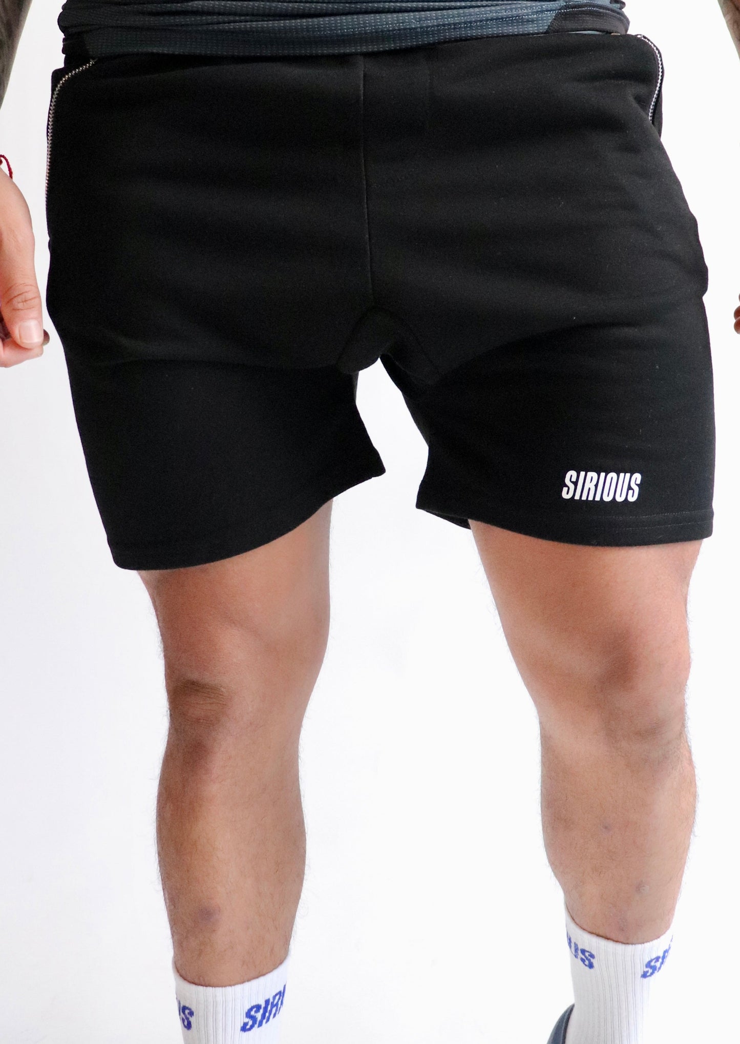 Essentials Shorts - Black