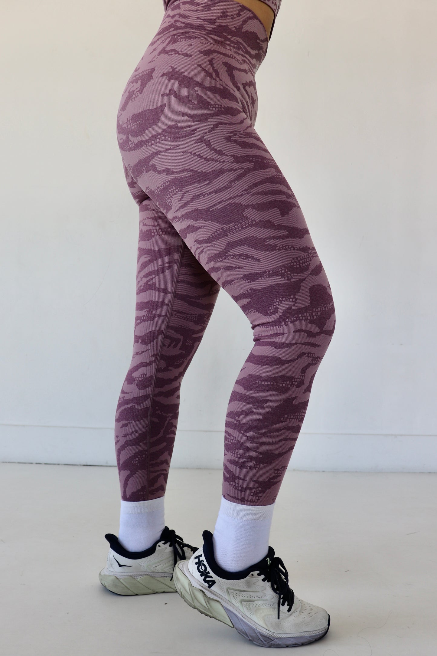 Instinct Seamless Animal Leggings - Zebra Mauve