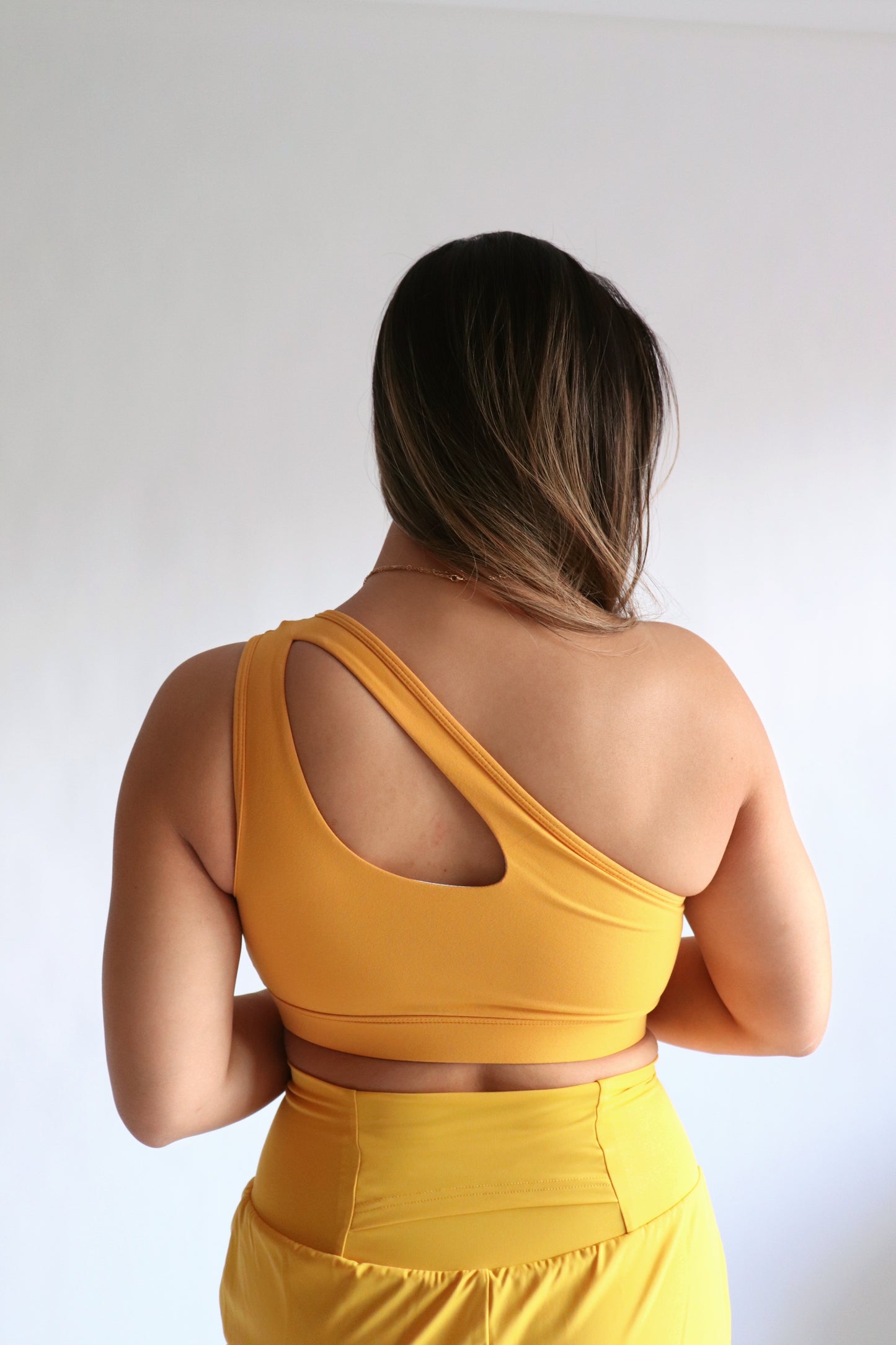 Marathoner Asymmetrical Sports Bra - Munsell Yellow